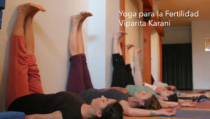 Infertilidad. Yoga para la Fertilidad. Viparita Karani